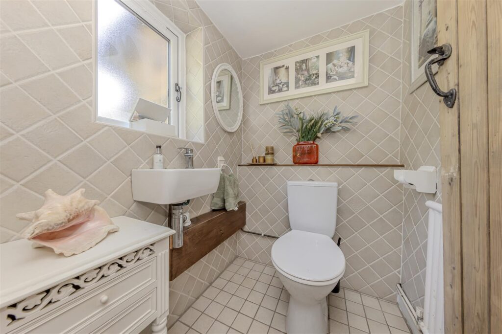 Windmill Hill, Rough Close, Staffrodshire, ST3 7PJ