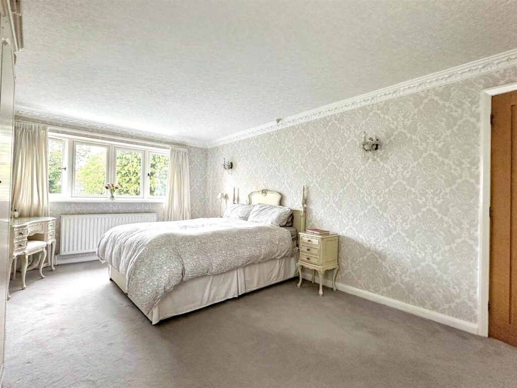 Whiston Eaves Lane, Whiston, Staffordshire, ST10 2JB