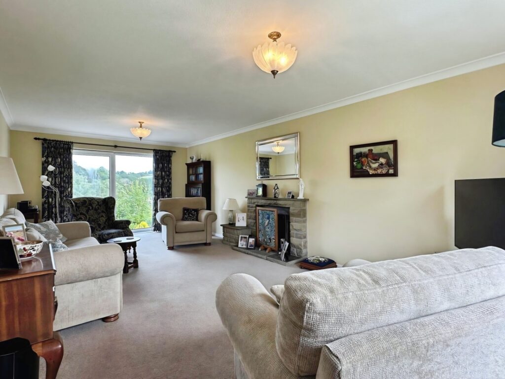 Ballington View, Leek, Staffordshire, ST13 5SF