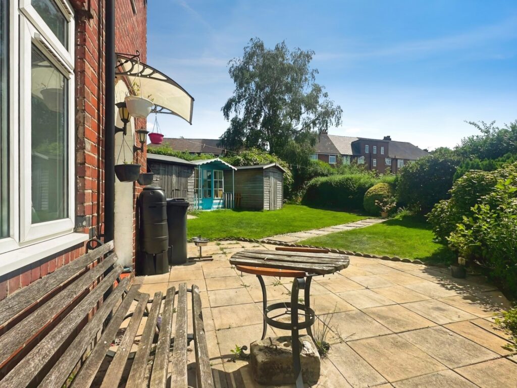 Beatty road, Leek, Staffordshire, ST13 6HG