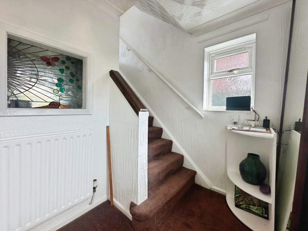 Priory Avenue, Leek, Staffordshire, ST13 6QJ