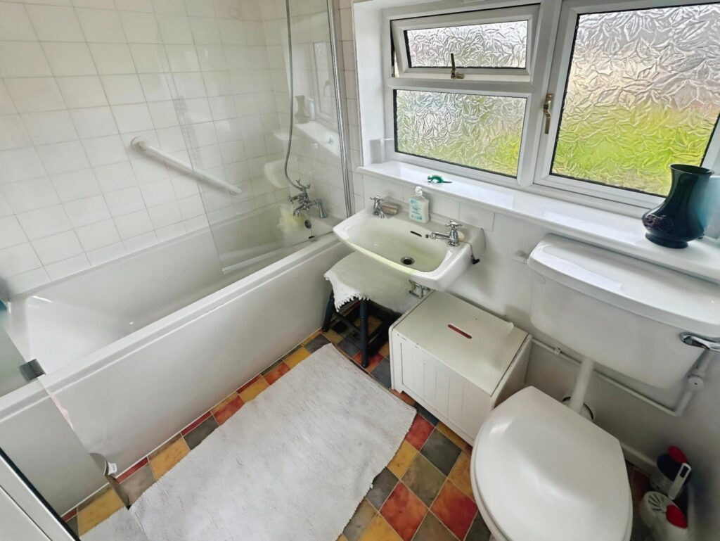 Priory Avenue, Leek, Staffordshire, ST13 6QJ