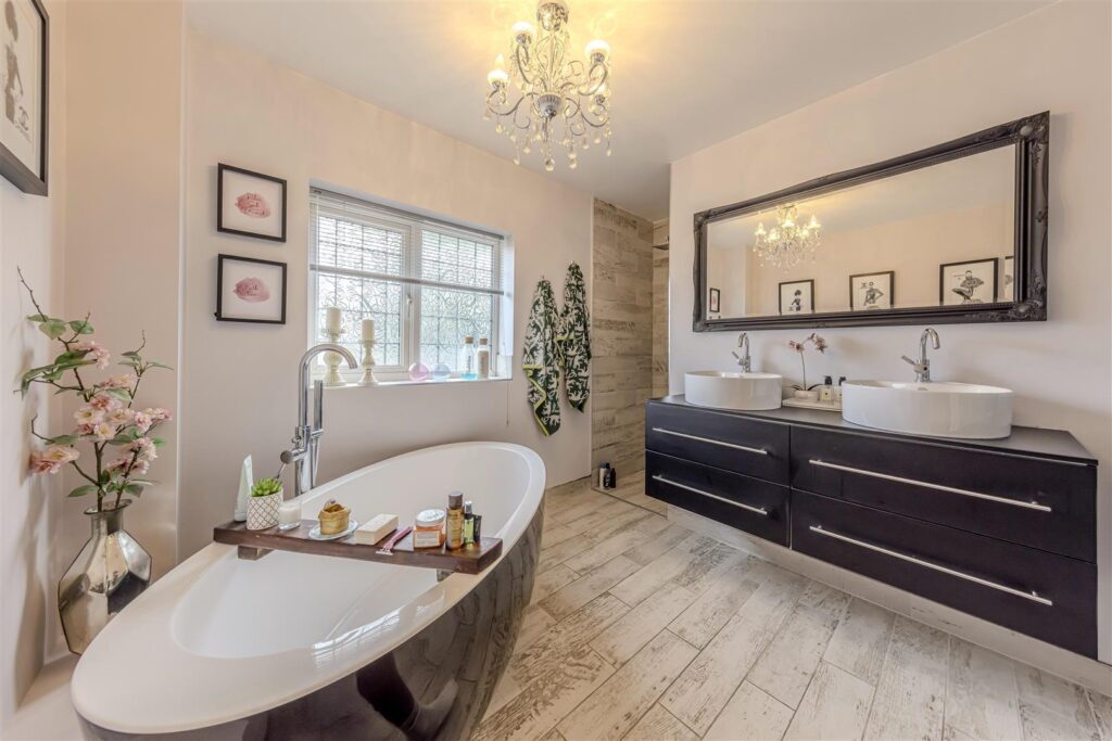 Radley Way, Werrington, Staffordshire, ST9 0JN