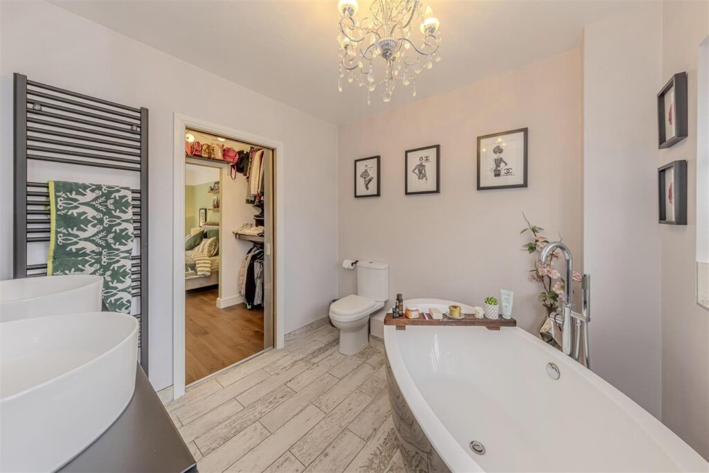 Radley Way, Werrington, Staffordshire, ST9 0JN