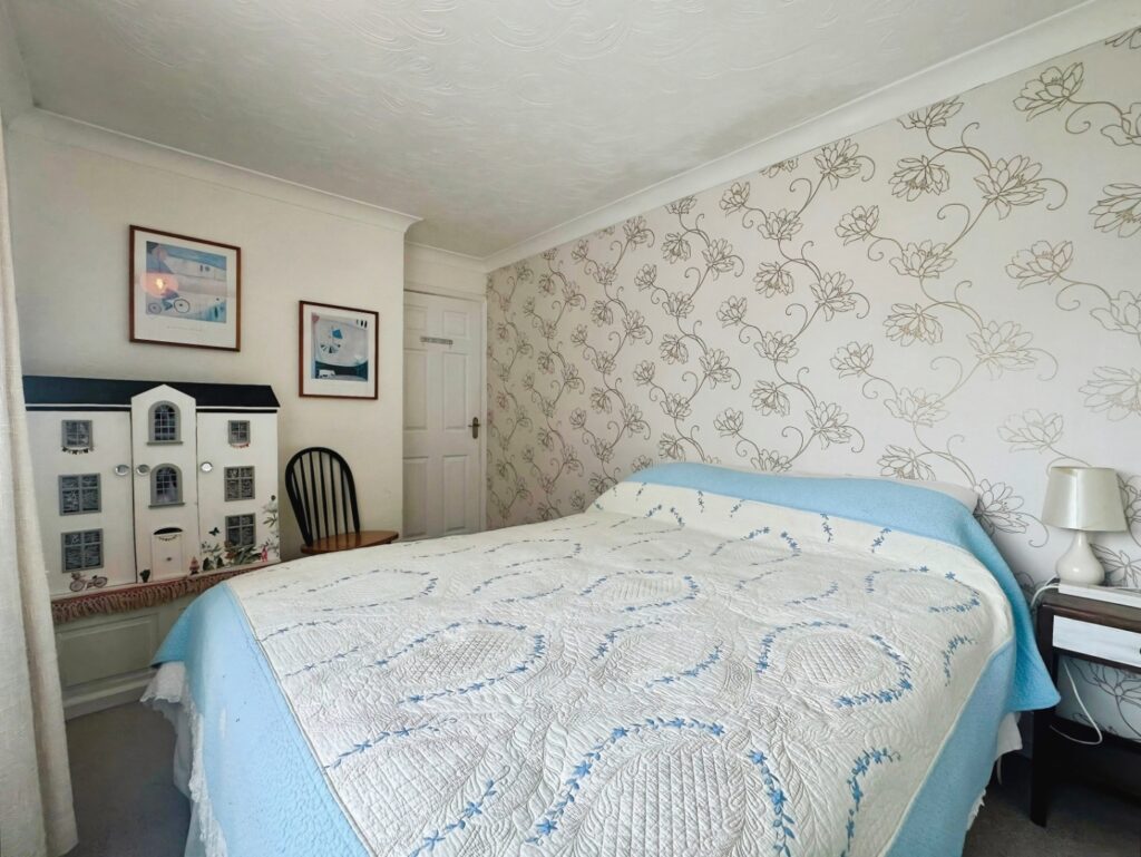 Priory Avenue, Leek, Staffordshire, ST13 6QJ