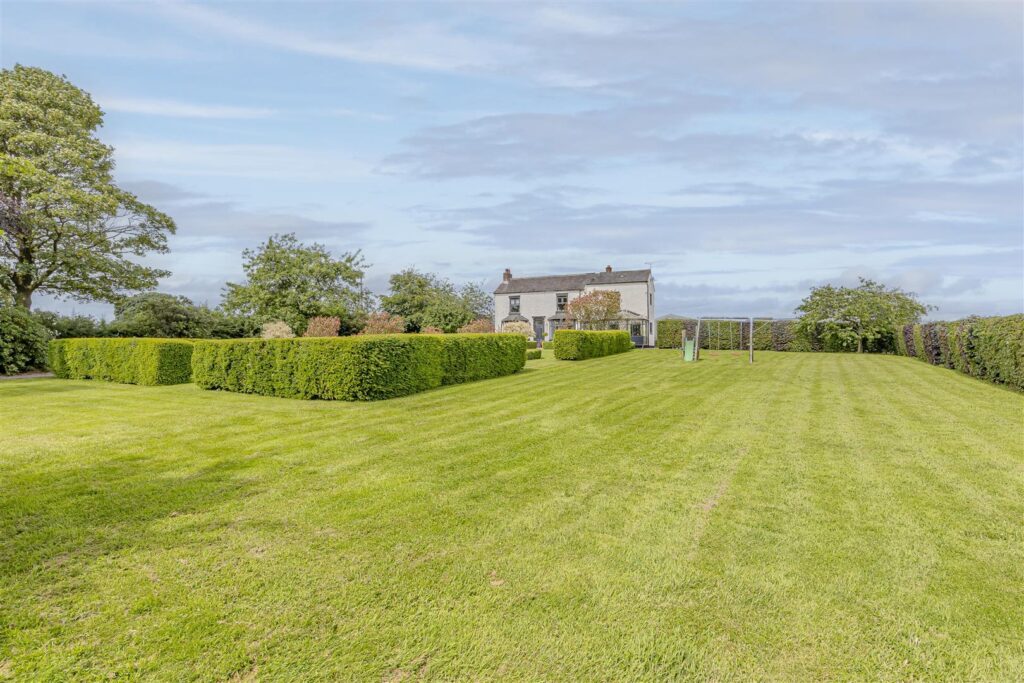 Dilhorne Road, Caverswall, Staffordshire, ST11 9EZ