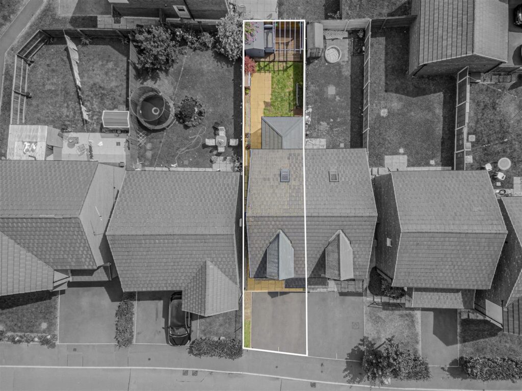 Robert Knox Way, Hartshill, Stoke-On-Trent, ST4 6FD