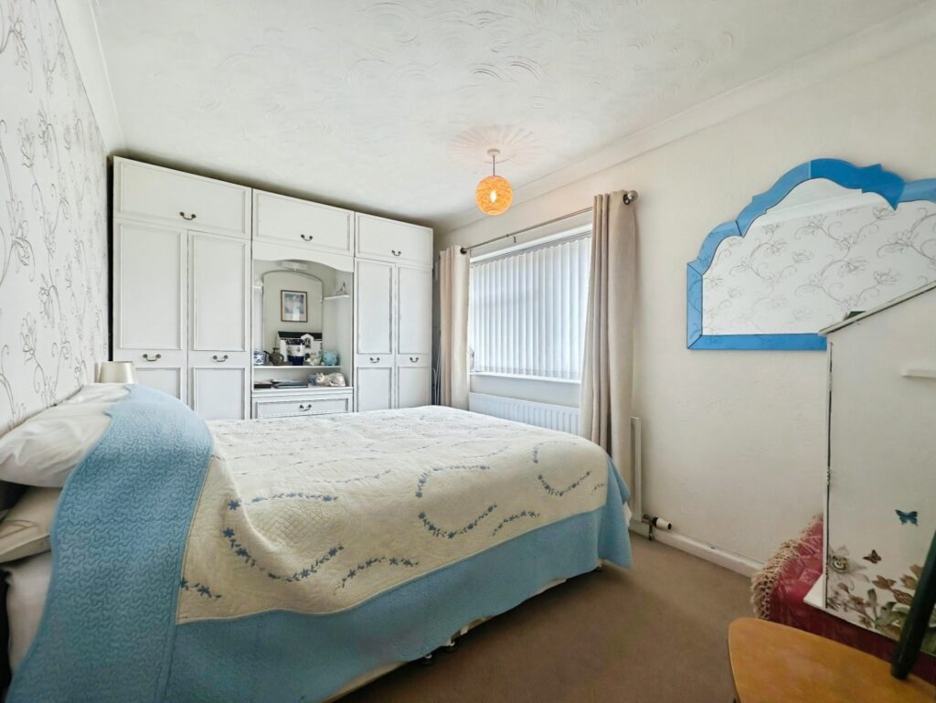 Priory Avenue, Leek, Staffordshire, ST13 6QJ