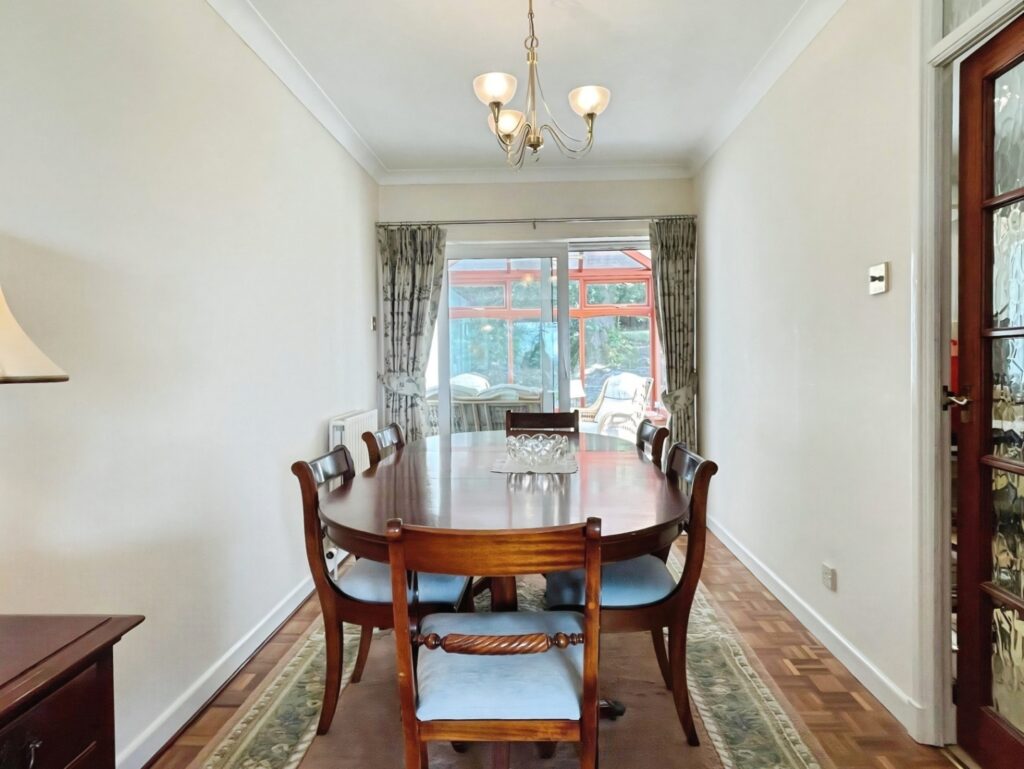 Mount Road, Leek, Staffordshire, ST13 6NQ