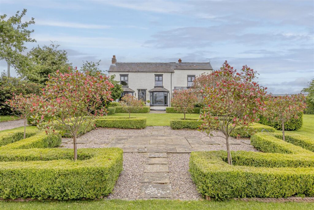 Dilhorne Road, Caverswall, Staffordshire, ST11 9EZ