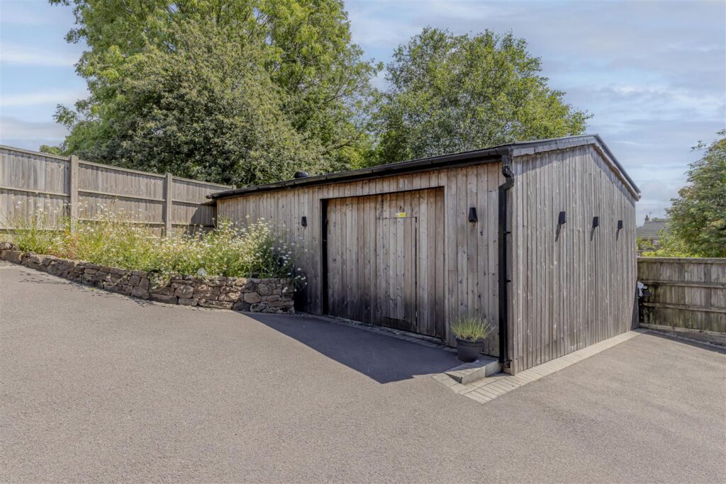 Radley Way, Werrington, Staffordshire, ST9 0JN