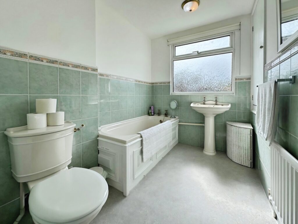 Ballington View, Leek, Staffordshire, ST13 5SF
