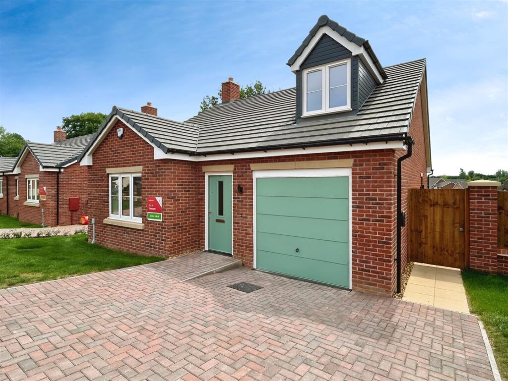 The Tamworth, Tenford Lane, Tean Valley View, Upper Tean