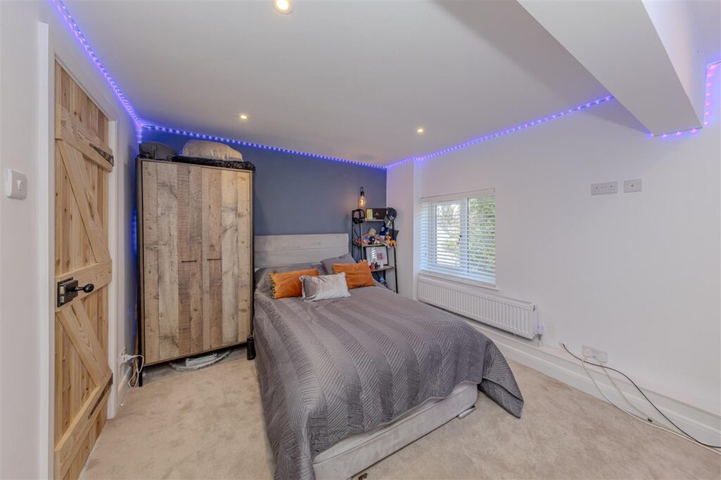Windmill Hill, Rough Close, Staffrodshire, ST3 7PJ