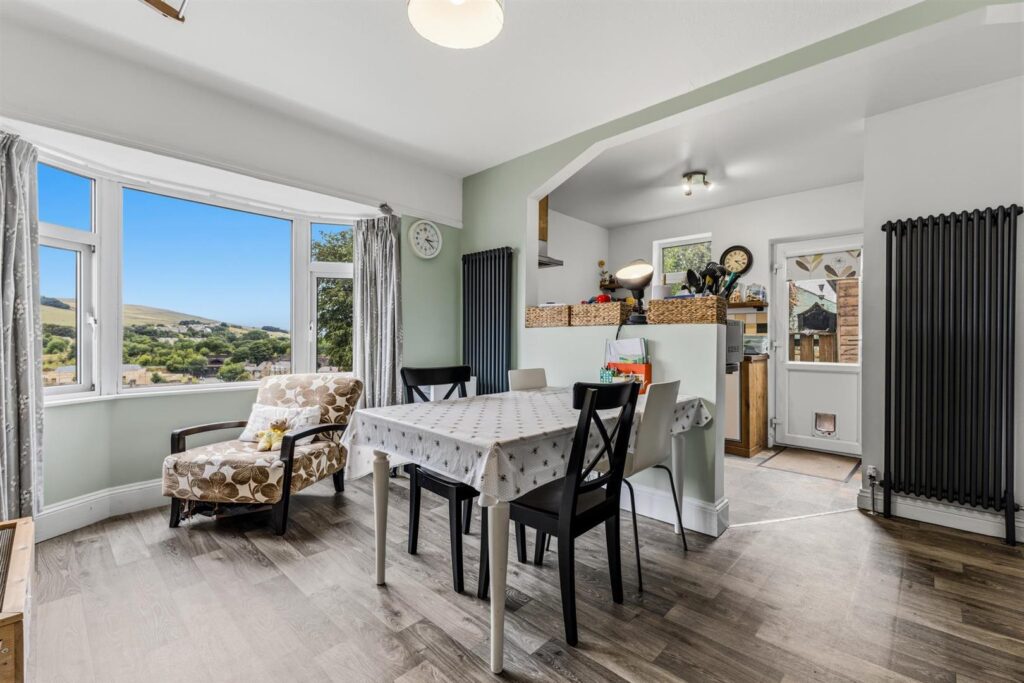 Curzon Road, Buxton, Derbyshire, SK17 6QS