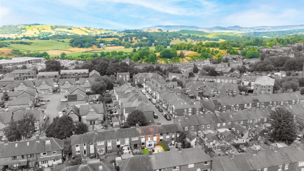 Hillswood Avenue, Leek, Staffordshire, ST13 8EQ