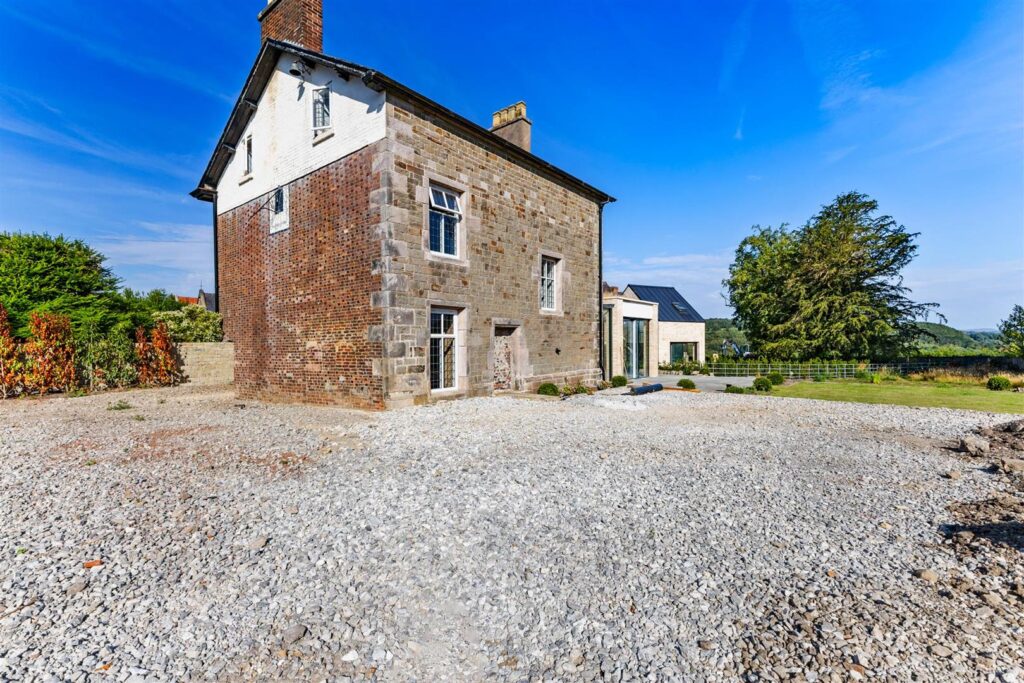 Haregate Road, Leek, Staffordshire, ST13 6PX
