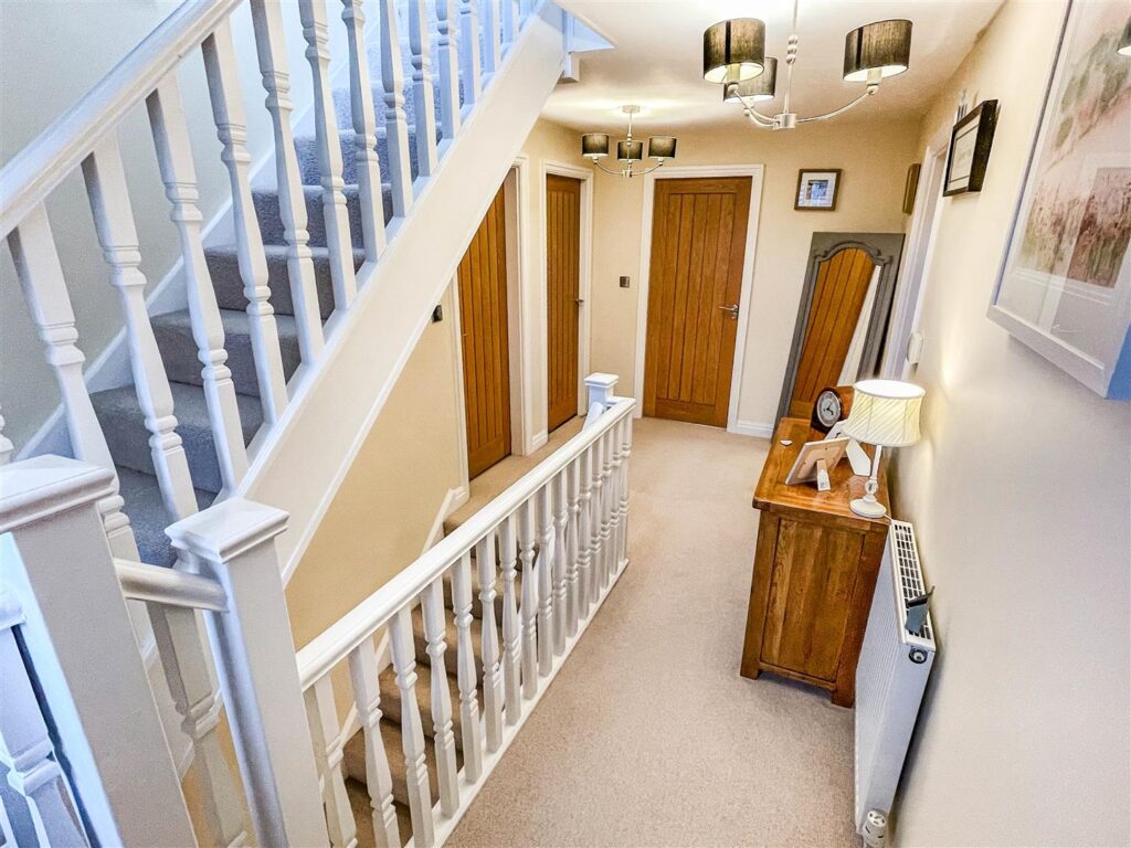 Bluebell House, Cheddleton Road, Leek, ST13 5QZ