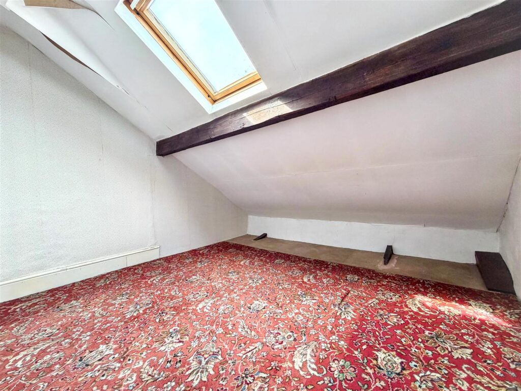 Windsor Road, Buxton, Derbyshire, SK17 7NS