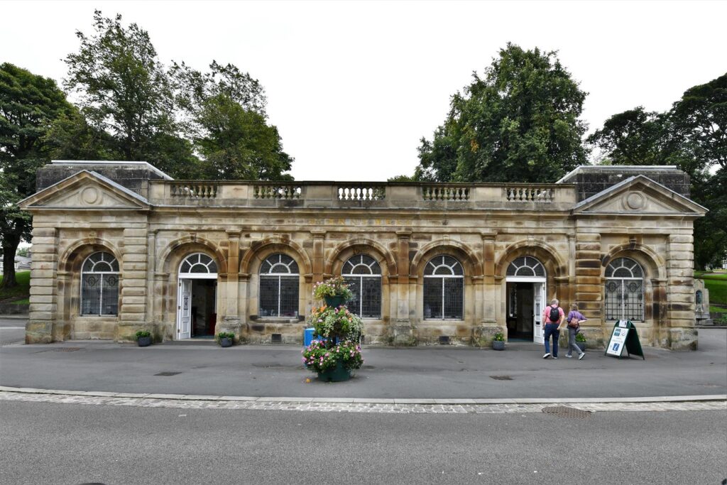Errwood Avenue, Buxton, Derbyshire, SK17 9BD
