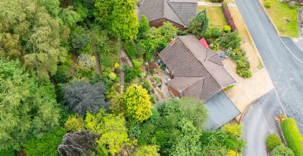 Cauldon Close, Leek, Staffordshire, ST13 5SH