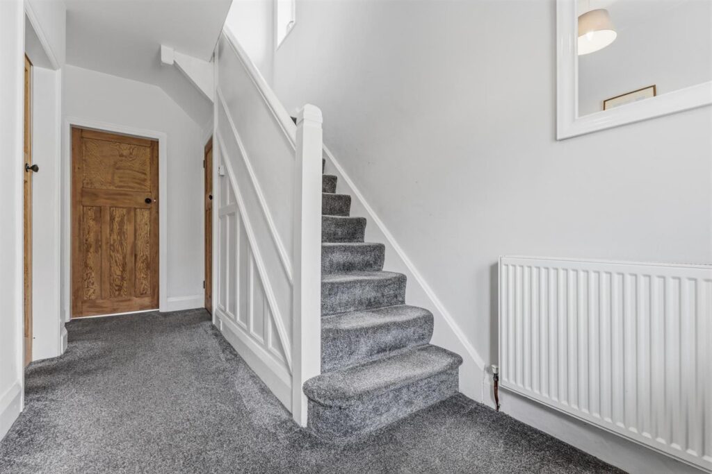 Leek Road, Buxton, Derbyshire, SK17 6UD