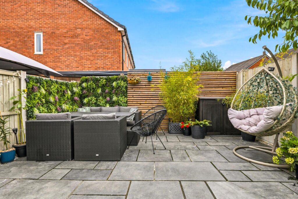 Harold Hines Way, Trentham, Stoke-On-Trent, ST4 8ZL
