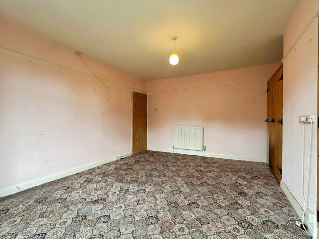 Wood Street, Leek, Staffordshire, ST13 5LX