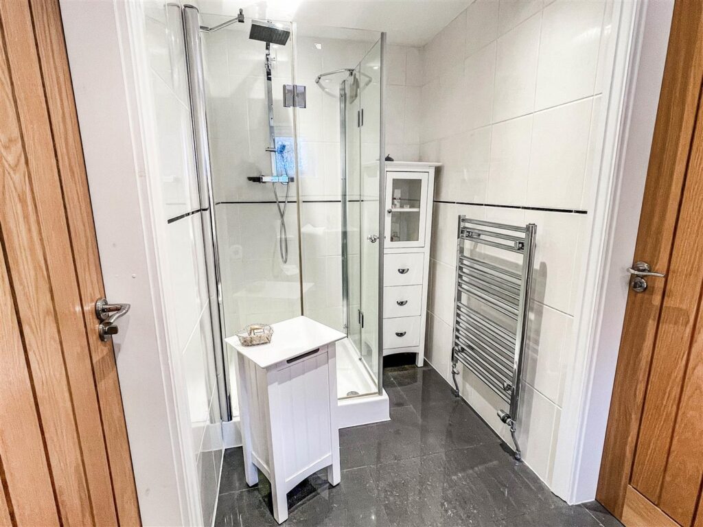 Bluebell House, Cheddleton Road, Leek, ST13 5QZ