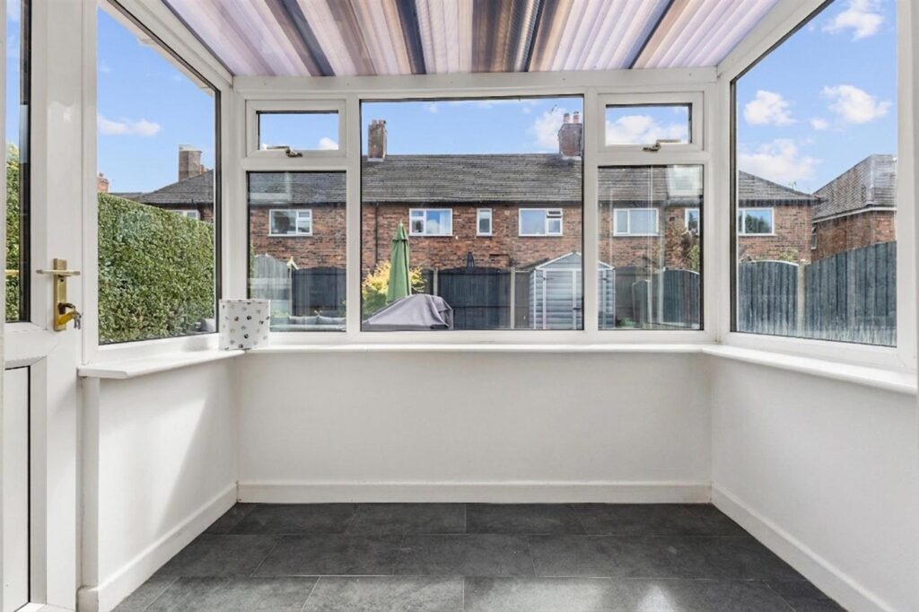 Hillswood Avenue, Leek, Staffordshire, ST13 8EQ
