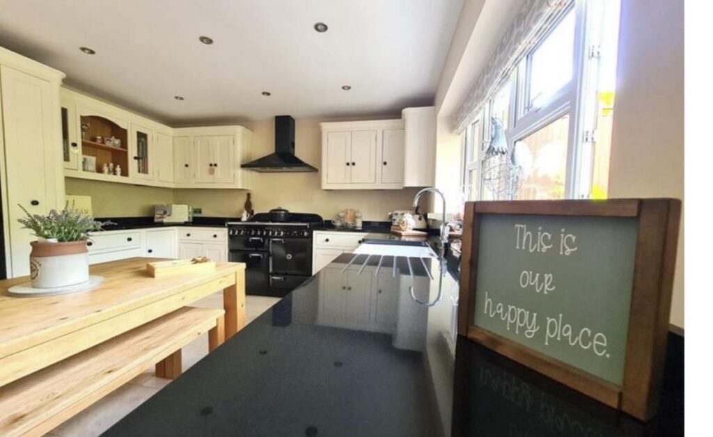 Bluebell House, Cheddleton Road, Leek, ST13 5QZ