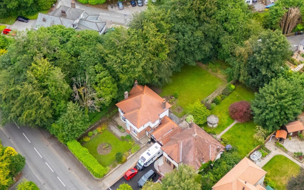 Macclesfield Road, Buxton, Derbyshire, SK17 9AH