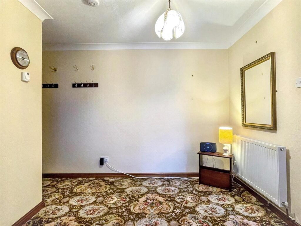 Westwood Park Drive, Leek, Staffordshire, ST13 8NG