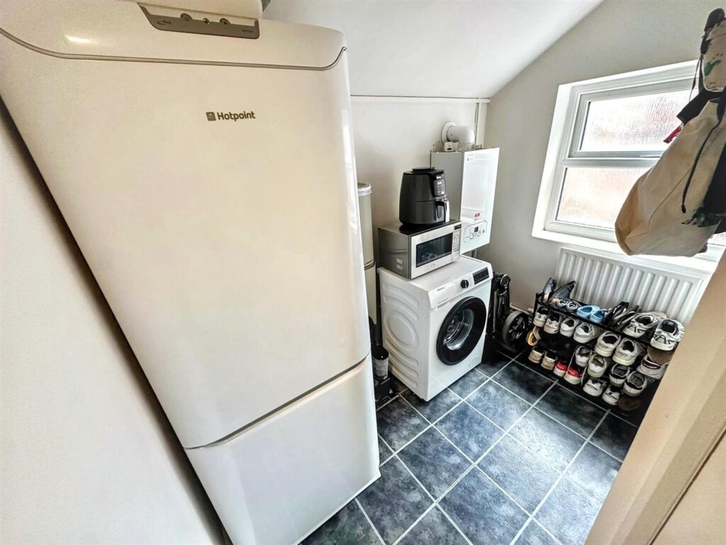 Ashbourne Road, Leek, Staffordshire, ST13 5AU