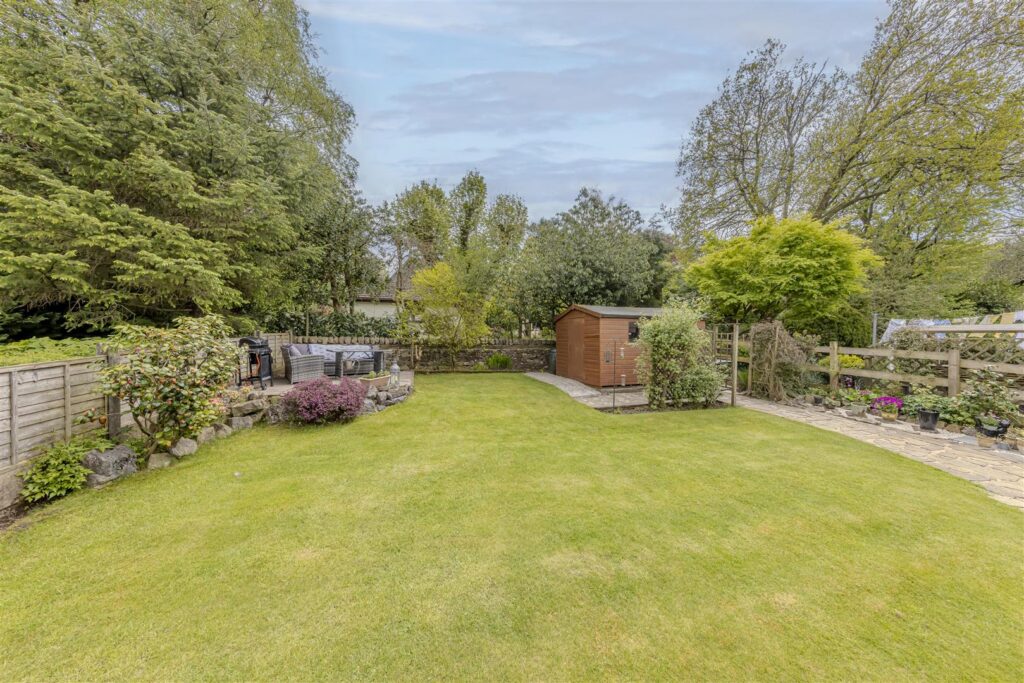 Errwood Avenue, Buxton, Derbyshire, SK17 9BD