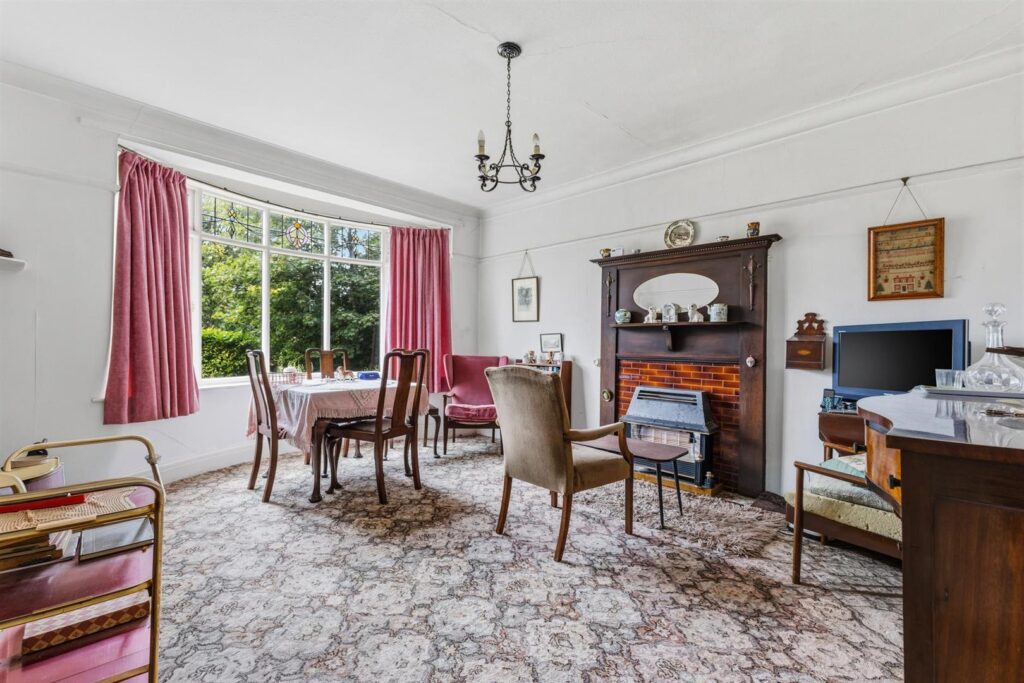 Macclesfield Road, Buxton, Derbyshire, SK17 9AH