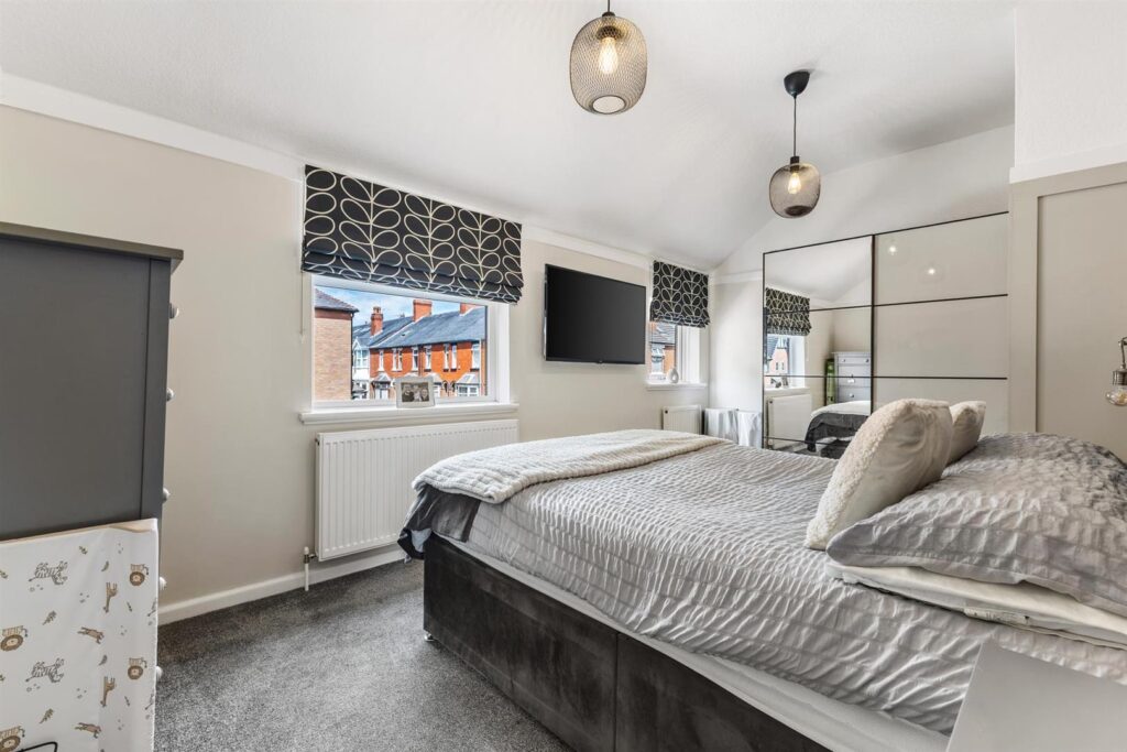 Hillswood Avenue, Leek, Staffordshire, ST13 8EQ