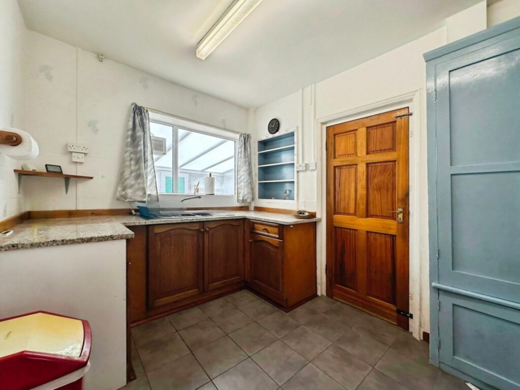 Wood Street, Leek, Staffordshire, ST13 5LX