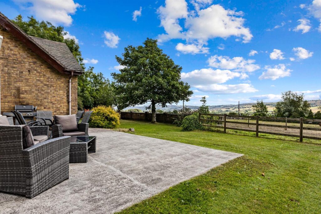 Hil Colm, Bottomhouse, Near Leek, ST13 7QD