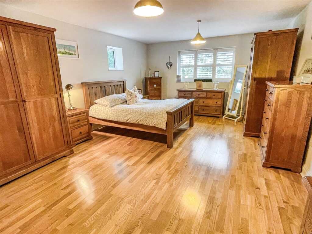 Bluebell House, Cheddleton Road, Leek, ST13 5QZ