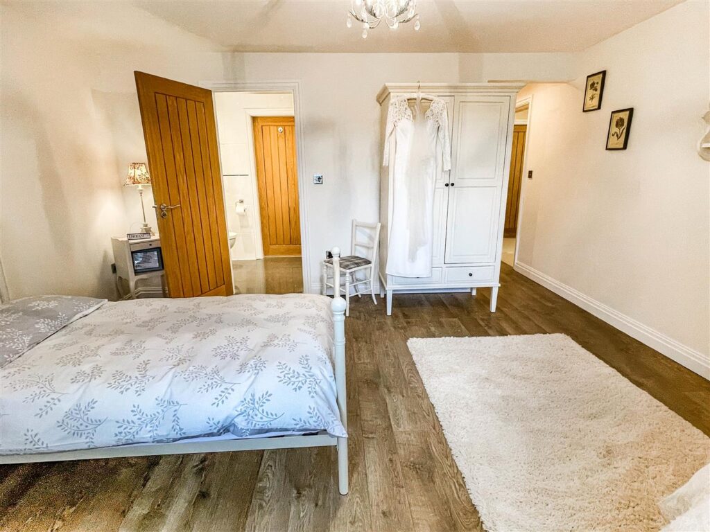 Bluebell House, Cheddleton Road, Leek, ST13 5QZ