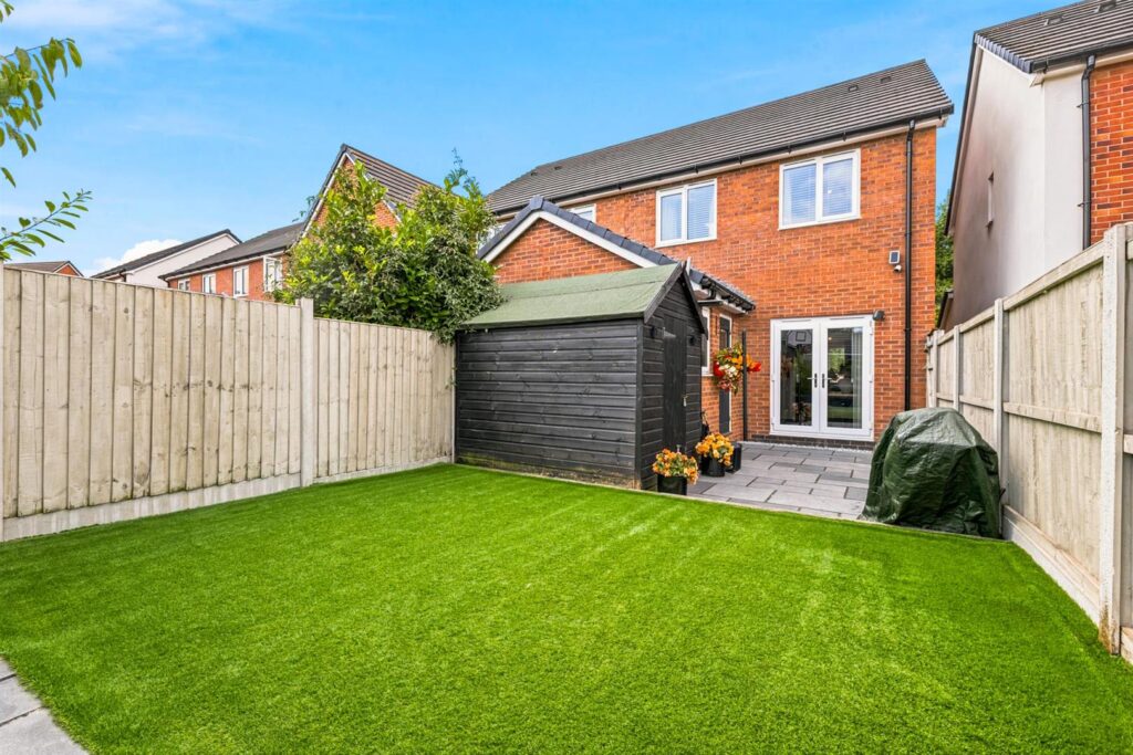 Harold Hines Way, Trentham, Stoke-On-Trent, ST4 8ZL