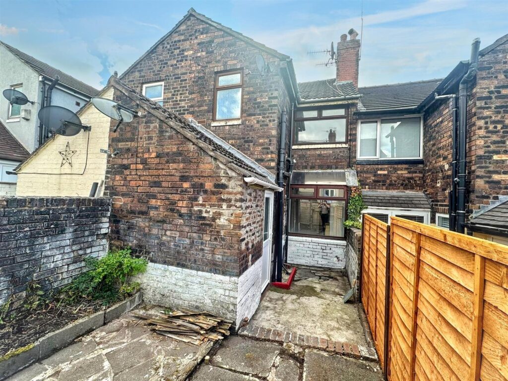 Fairfax Street, Birches Head, Stoke-On-Trent, ST1 6NZ