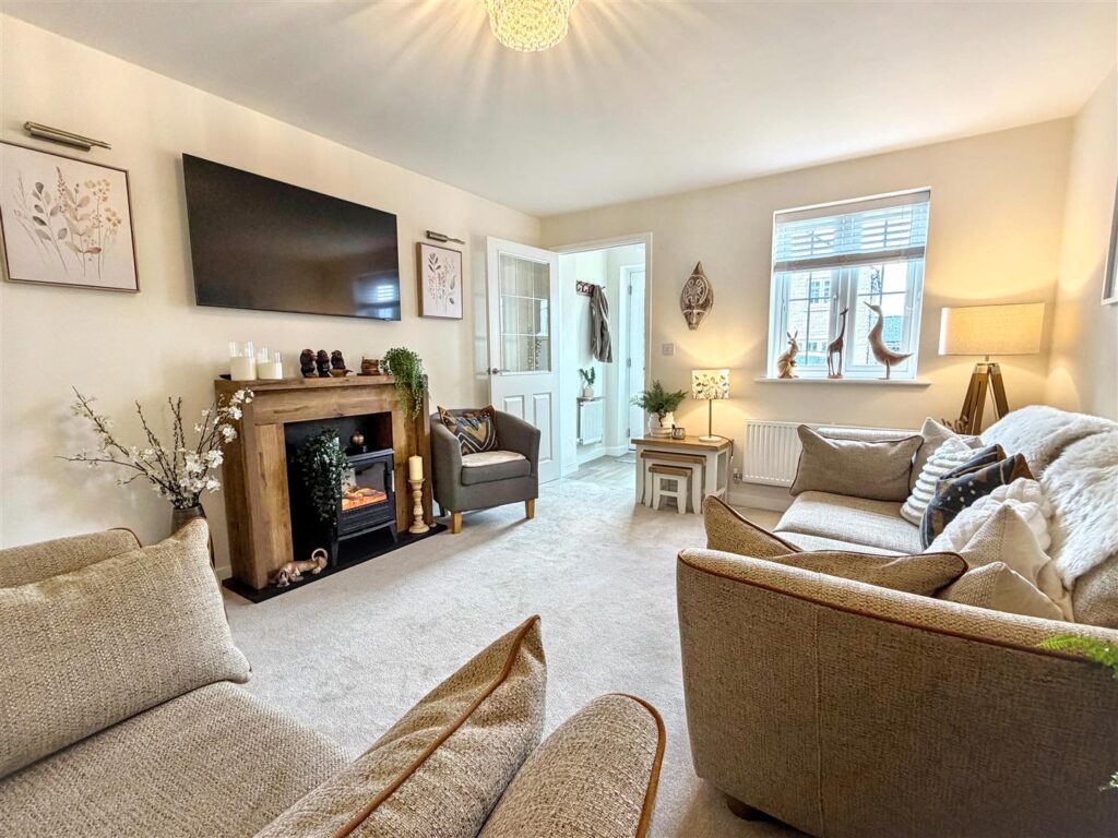 Hardwick Road, Harpur Hill, Buxton, Derbyshire, SK17 9XW