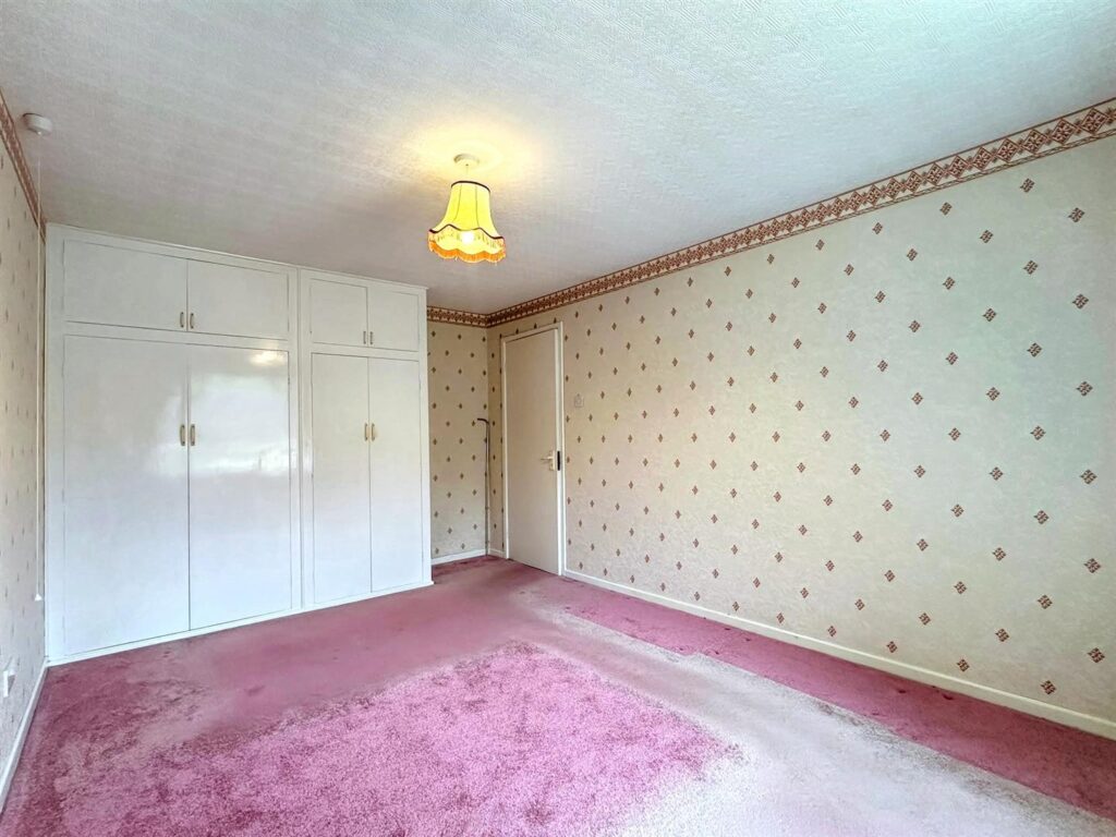 Moorland Road, Leek, Staffordshire, ST13 5BW