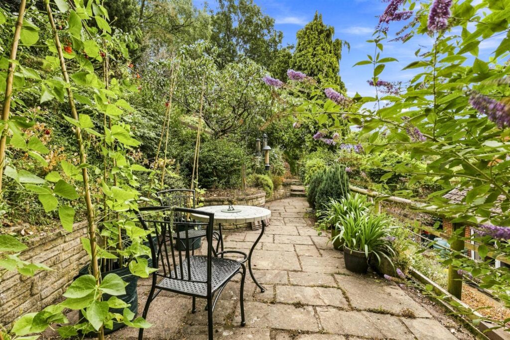 Cauldon Close, Leek, Staffordshire, ST13 5SH