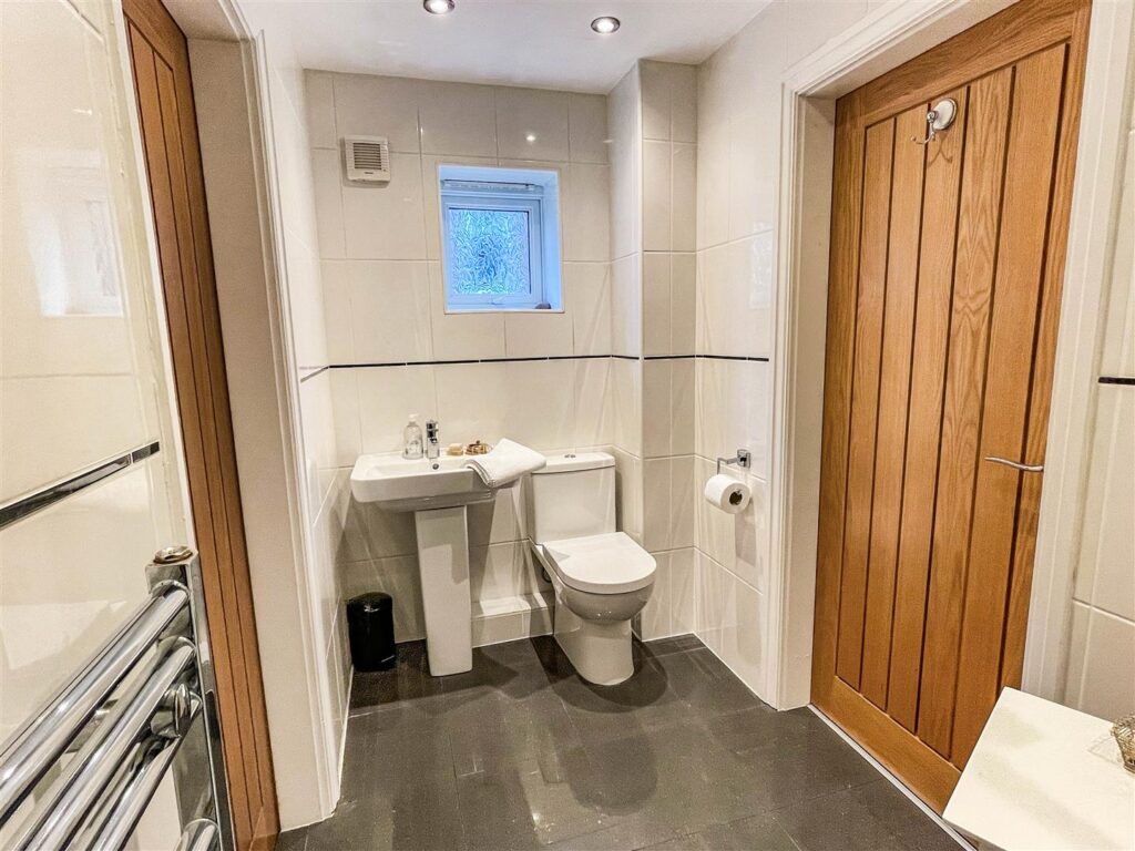 Bluebell House, Cheddleton Road, Leek, ST13 5QZ
