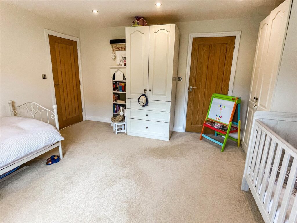Bluebell House, Cheddleton Road, Leek, ST13 5QZ