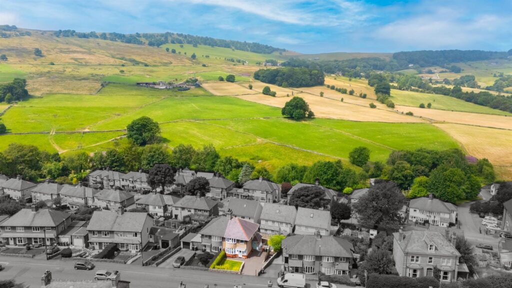 Leek Road, Buxton, Derbyshire, SK17 6UD