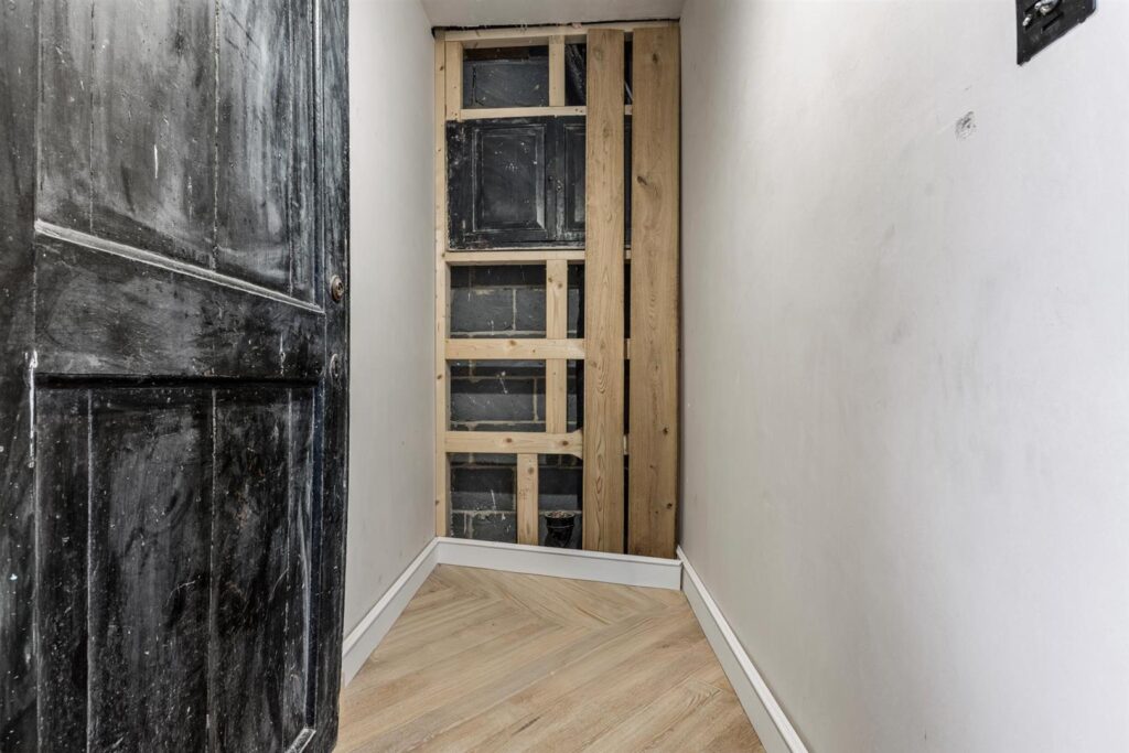 Haregate Road, Leek, Staffordshire, ST13 6PX